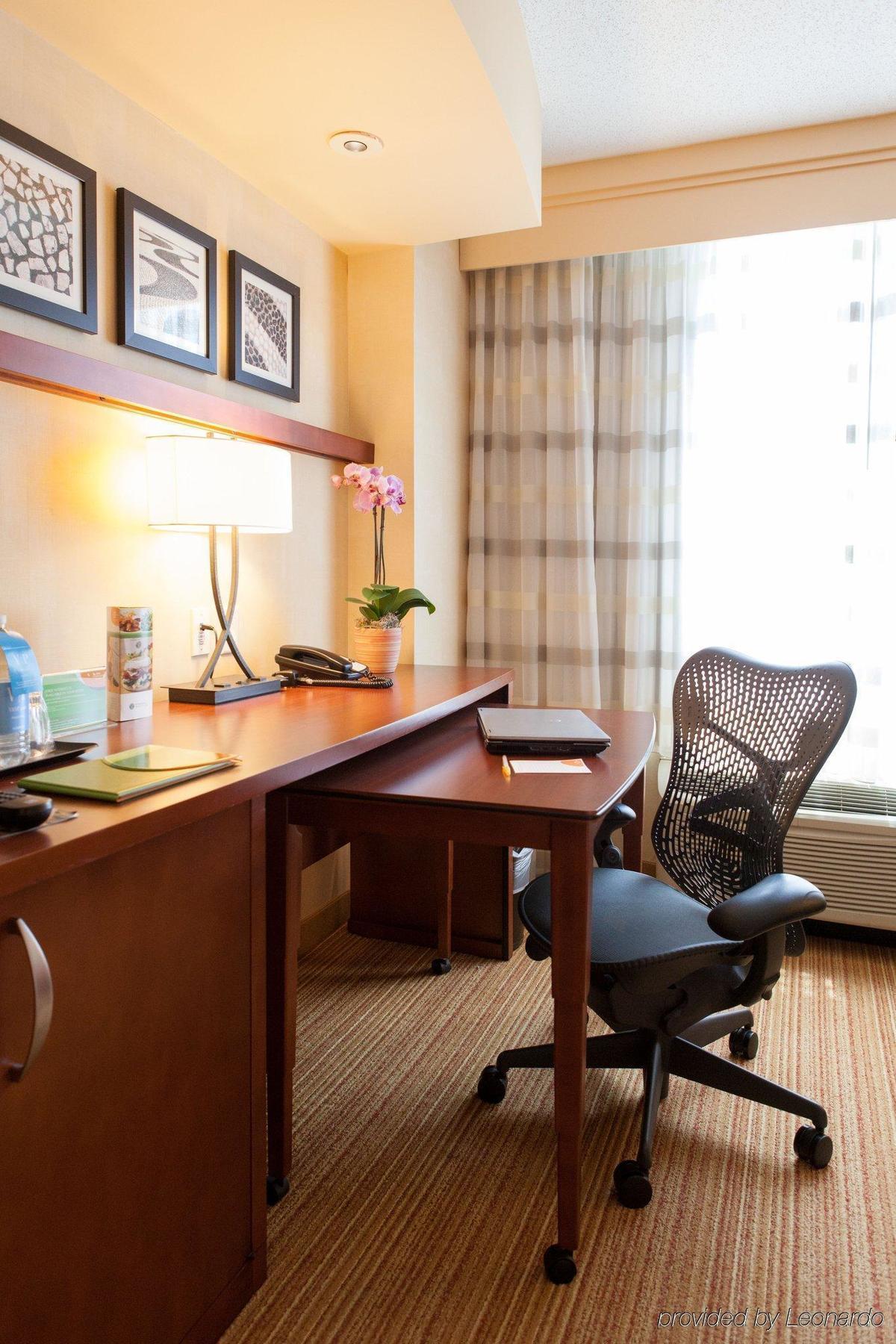 Courtyard By Marriott Silver Spring Downtown Εξωτερικό φωτογραφία
