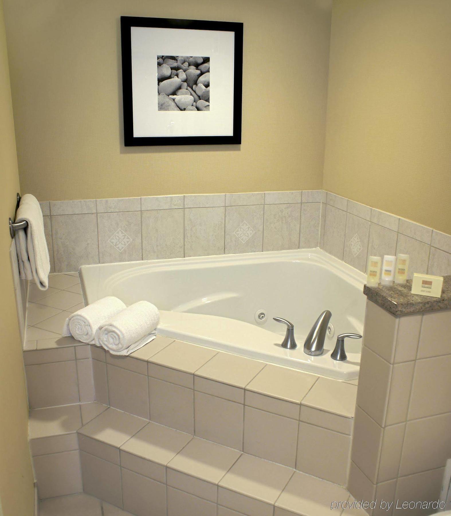 Courtyard By Marriott Silver Spring Downtown Δωμάτιο φωτογραφία